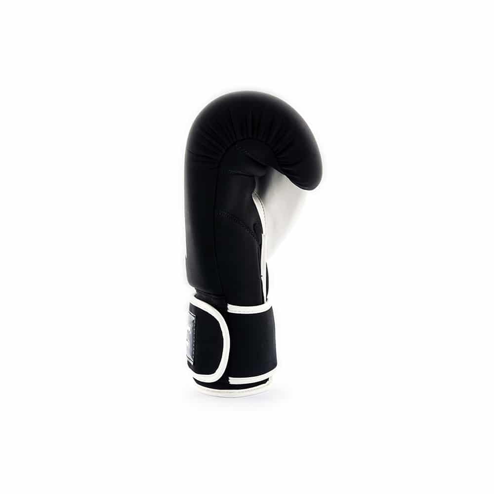 UFC Pro Washable Fitness Gloves (Black / White) detail image 3